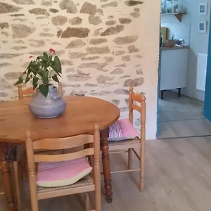 Menhir Hébergement de vacances Douarnenez